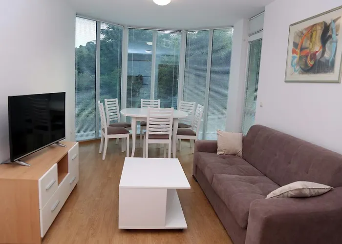 Kabakum * Golden Sands